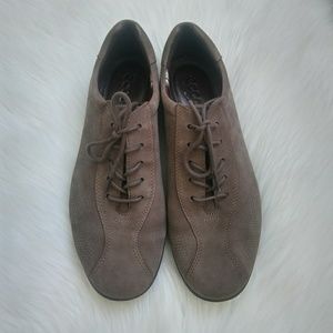 ECCO Men's Suede Loafers Size 42.